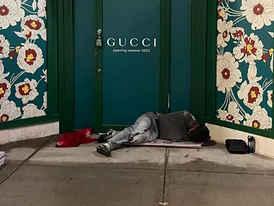 Image: Gucci shuts down unofficial Twitter account that tweeted about homeless man in Detroit (2)