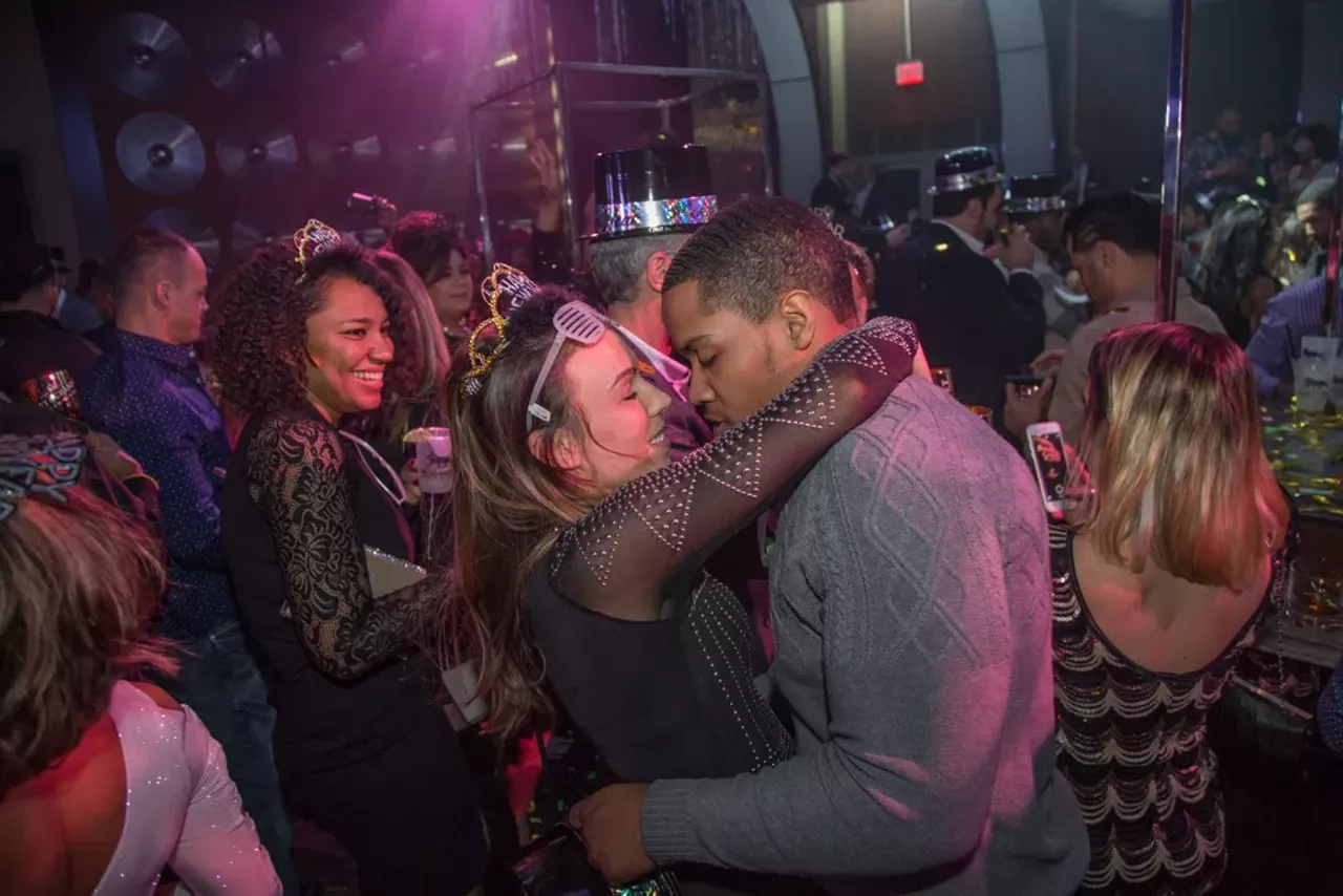 Image: Happy New Year: 125 photos from V Nightclub on NYE