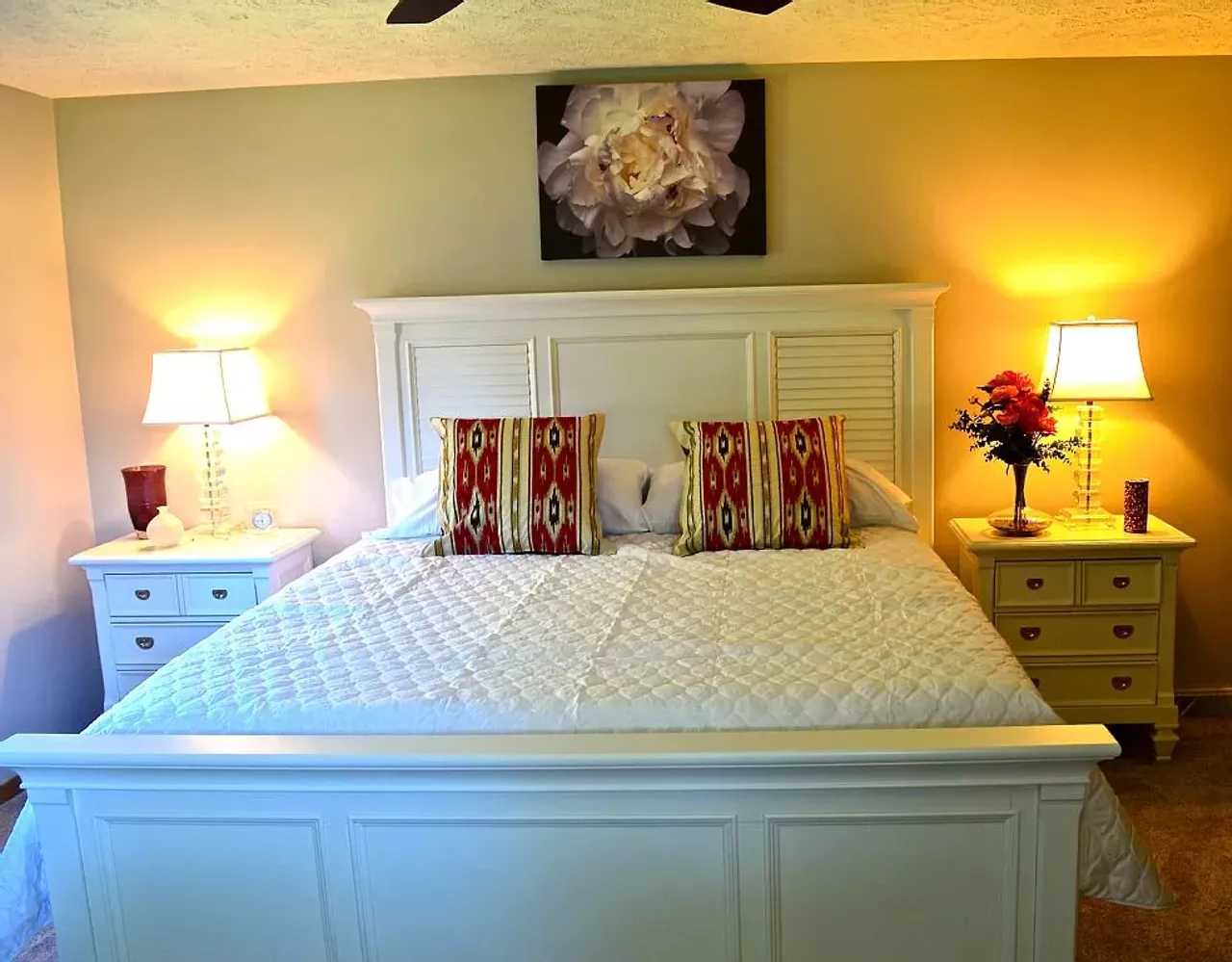 Suttons BayAvg. Nightly Rate: $280 The Harbormaster is where location, convenience and the northern experience meet. Located just under a mile north of the quaint town of Suttons Bay, directly off of Leelanau county&#146;s most beautiful roadway M-22, the Harbormaster boasts unobstructed views of the serene Lake Michigan from the front of the property. Walk just twenty steps off the back porch to find the famous TART trail where you can bike, walk, run or cross-country ski safely over 10.5 miles leading to not only Suttons Bay but also portions of Traverse City and all the postcard-worthy sites along the way. The Harbormaster is where Northern vacations begin and lifelong memories are made!