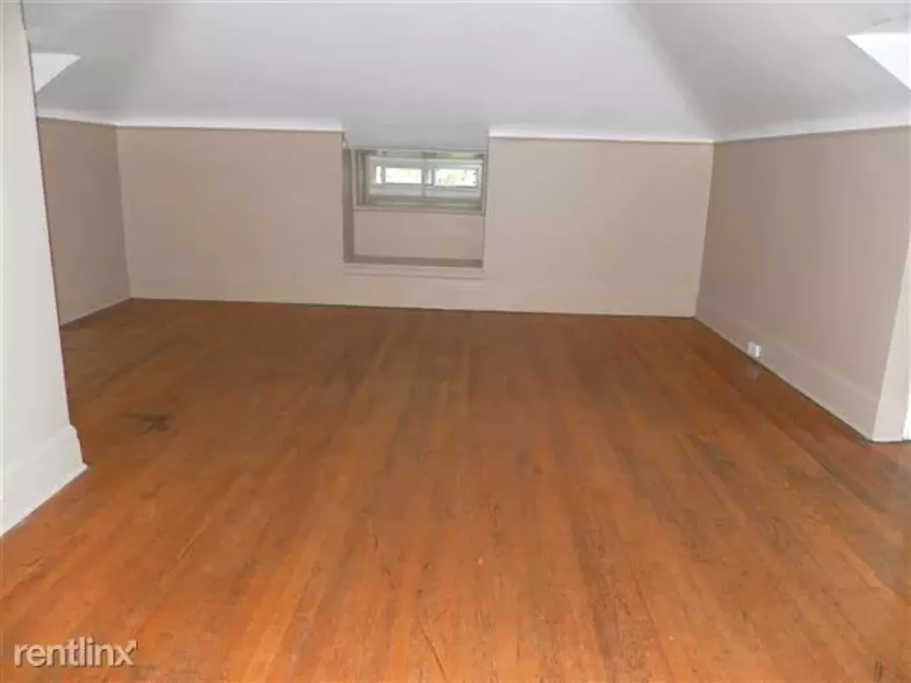 West Village | $1,100/month | 2 bed, 2 bath 1060 Parker St. If you want a living space that is a little funky then try living in this third story flat in the West Village. This historic home in the historic neighborhood is close to many restaurants and bars. There is only one photo of this space, so you may want to check it out in person before you sign your life away. The description does say the rooms are airy and have lots of natural light.