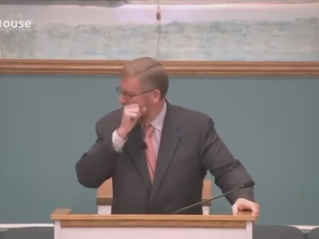 Holland pastor tells his followers to get COVID-19 (while coughing)