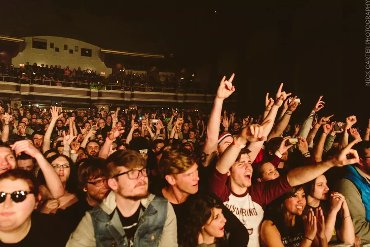 Image: Holy photos! 51 shots from Underoath at ROMT