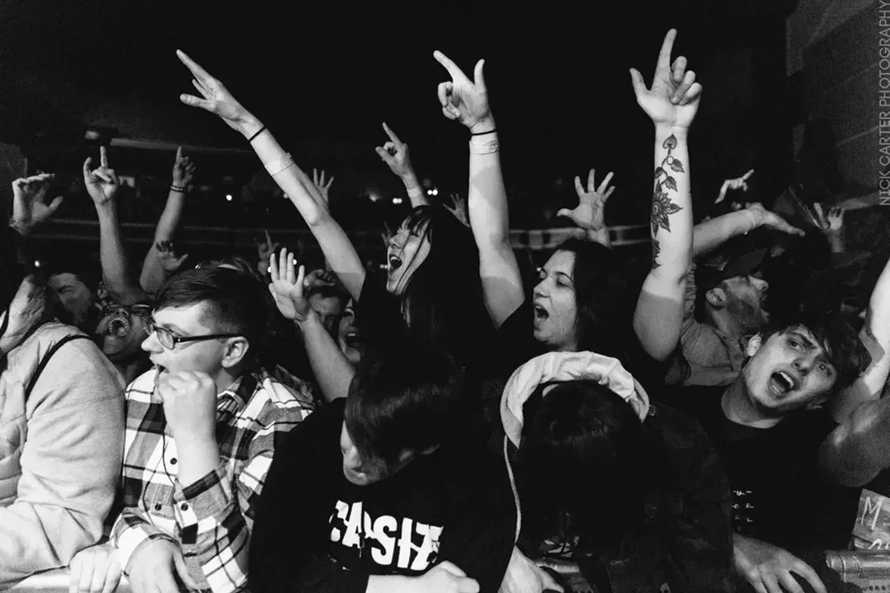 Image: Holy photos! 51 shots from Underoath at ROMT