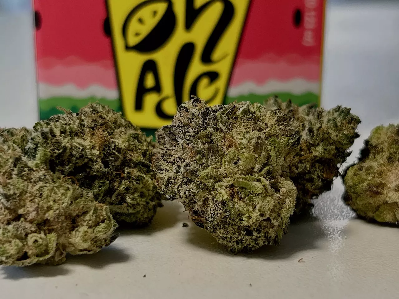 Mi Loud’s Melonade is a sativa-dominant cross of Watermelon Zkittlez and Lemon Tree.