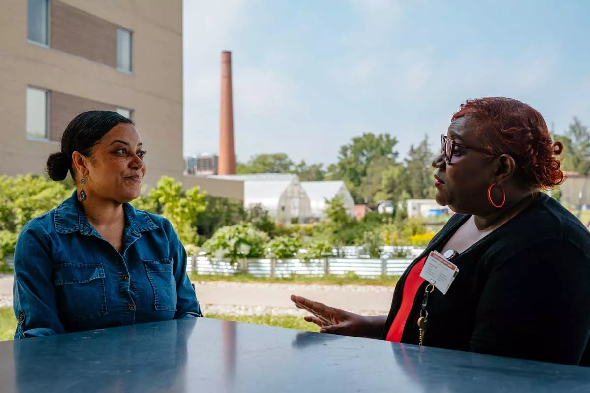 Image: Shanon Seymore and Linda Gully at Trinity Heath Pontiac.