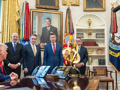 Image: If you were in the room with Trump, what would you do?