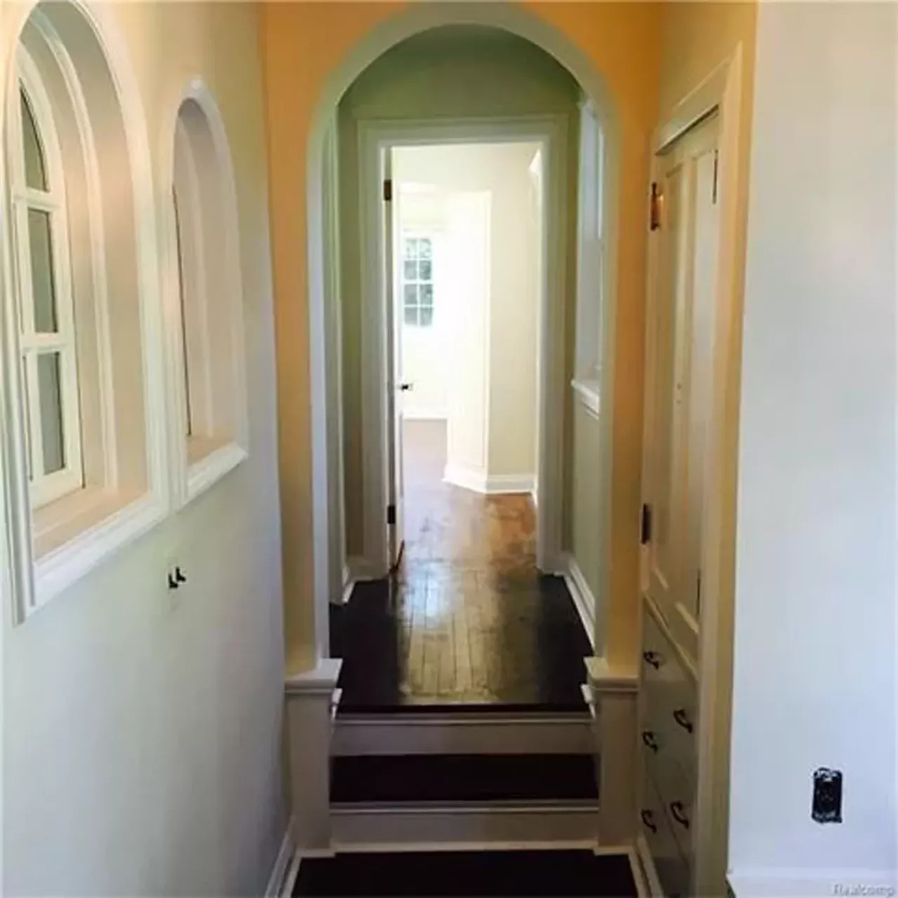 18910 Fairway Dr.,br> Asking price: $549,000 Beautiful hardwood floors, amazing landscape, and placed right on a golf course. Yep...we are there. Anyone have half a million they can lend?
