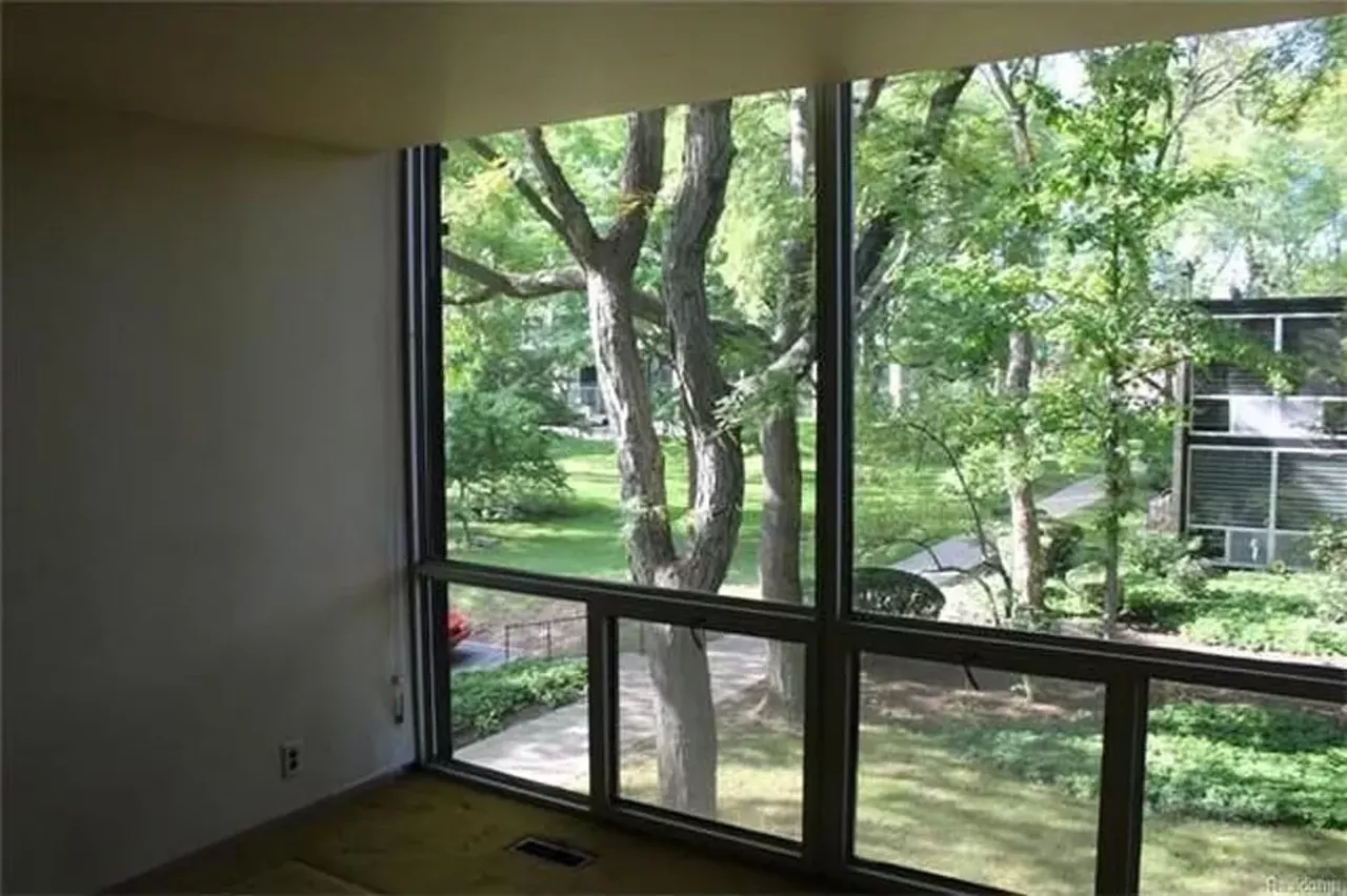 1401 Nicolet Pl. Asking price: $329,000 This townhome is in the Lafayette Park neighborhood, too. The nice open floor plan is great for any couple who are looking to start a lil&#146; family.