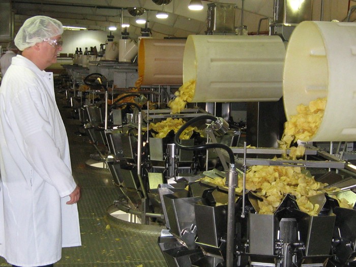 Inside Detroit’s Better Made potato chip factory