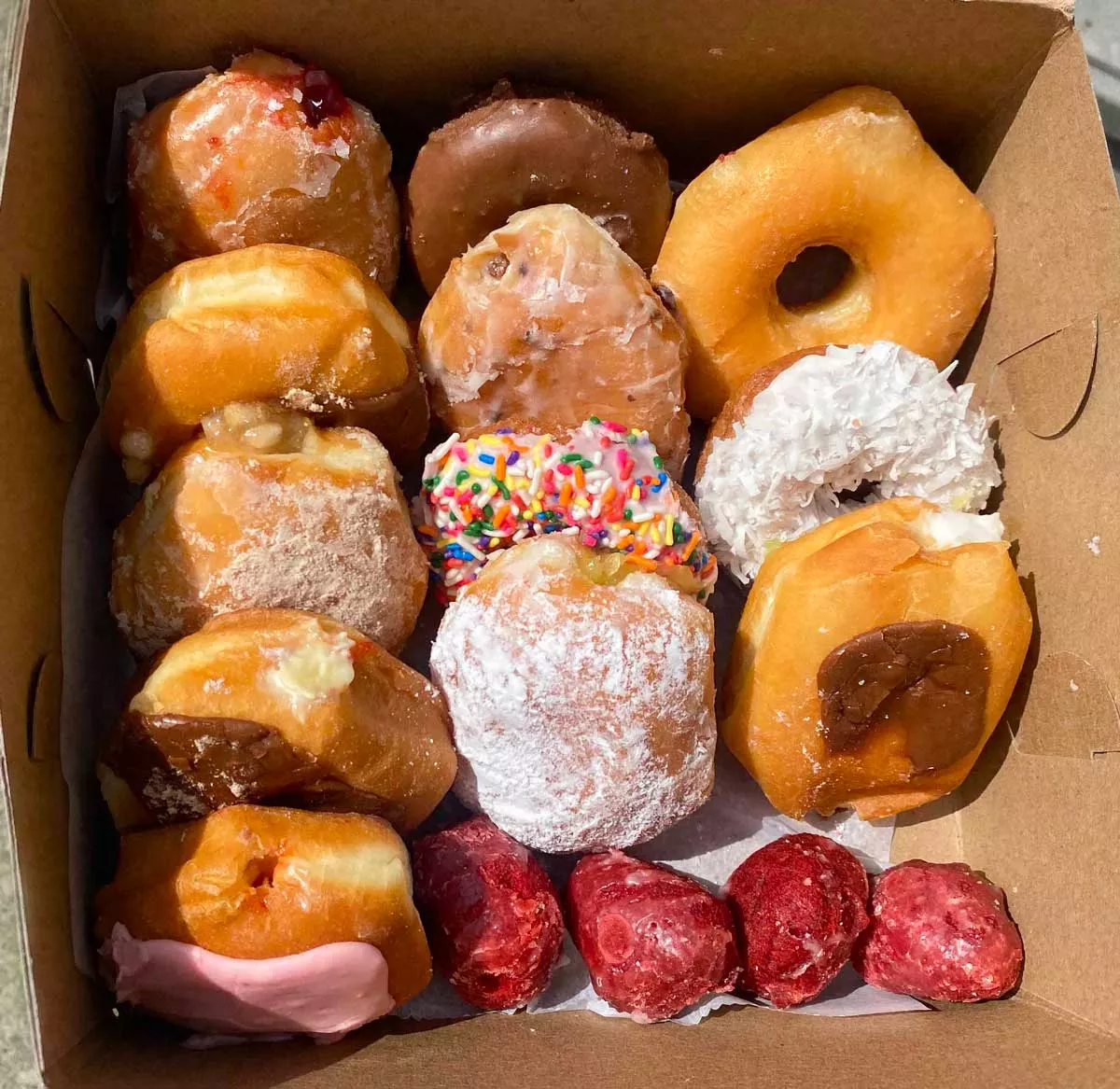 Is Detroit’s new Dutch Girl Donuts as good as the old?