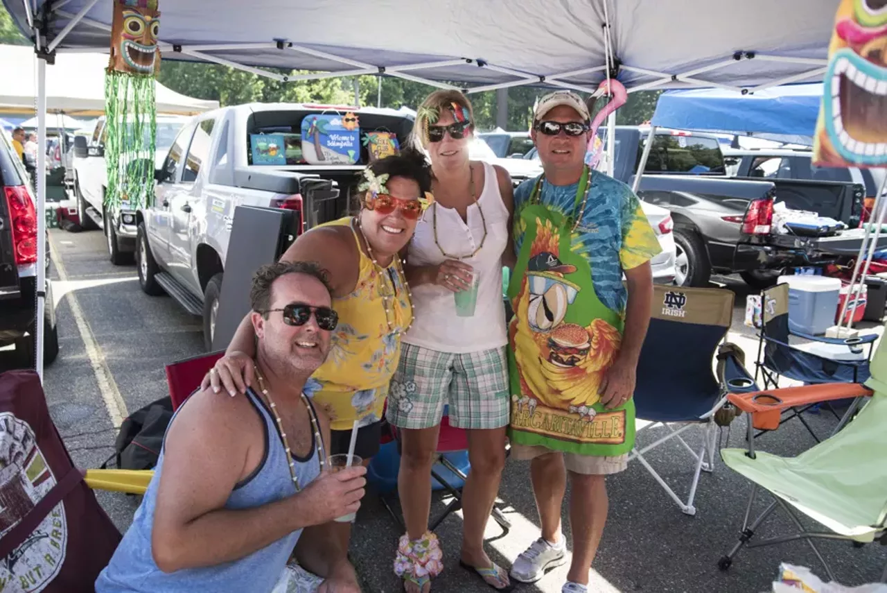 Image: It was a Parrothead Paradise: Jimmy Buffett at DTE Energy Music Theatre