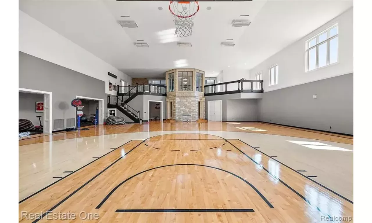 Image: Former Pistons player puts Michigan mansion up for sale — again