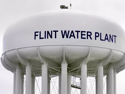 Image: Judge approves $600 million settlement over Flint water crisis