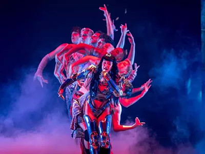 Image: Katy Perry’s Detroit tour stop was out of this world