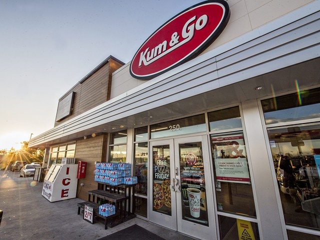 Midwest chain Kum & Go is expanding into Detroit and Grand Rapids.