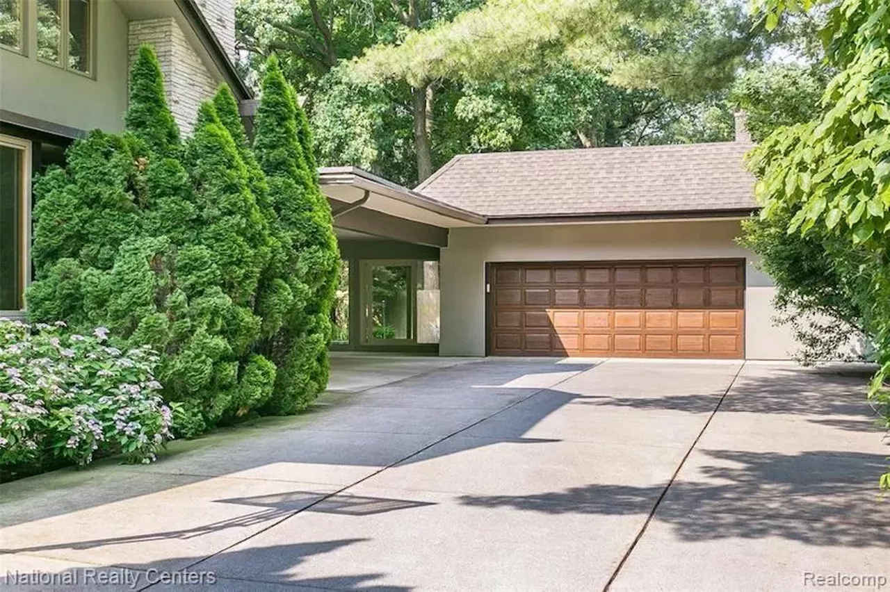Image: Kuzzo's owner and former Detroit Lion Ron Bartell puts Palmer Woods home on the market &#151;&nbsp;let's take a tour