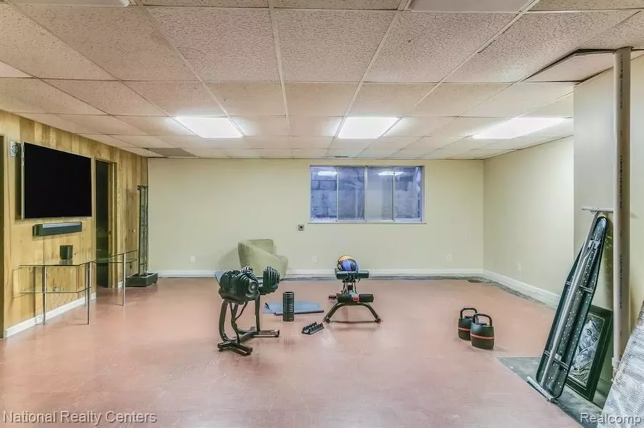 Image: Kuzzo's owner and former Detroit Lion Ron Bartell puts Palmer Woods home on the market &#151;&nbsp;let's take a tour