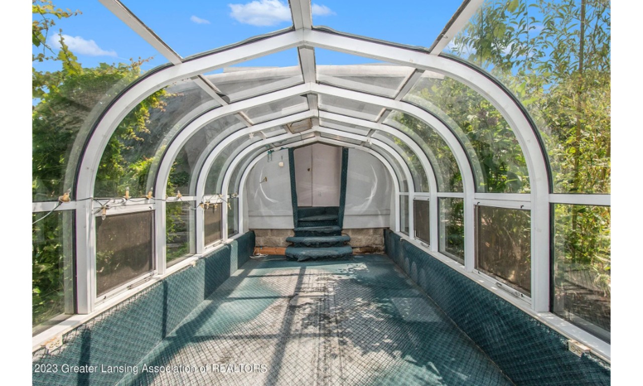 Lansing UFO house is out of this world