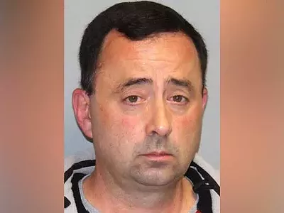 Booking photo of Larry Nassar.