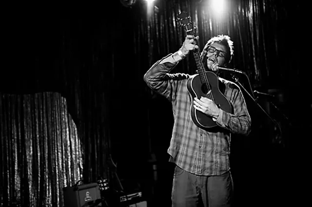Monday, 4/18 Eef Barzelay, Lac La Belle @ the Matrix Theatre Here&#146;s a fun, intimate event featuring international cult singer-songwriter Eef Barzelay (the main guy from Clem Snide) with local act Lac La Belle. NPR Music wrote that Barzelay &#147;may be the most underrated songwriter in the business, with a sneakily firm grasp on poignancy and humor, and his live performances convey a kind of awkwardly fidgety fearlessness.&#148; Lac La Belle is so much better than their peers in the vest-folk community that it&#146;s not even fair; Jennie Knaggs and Nick Schillace aren&#146;t just heartfelt, but they rule. Doors at 8 p.m.; 2730 Bagley St., Detroit; 313-967-0999; $12 in advance, $15 at the door.