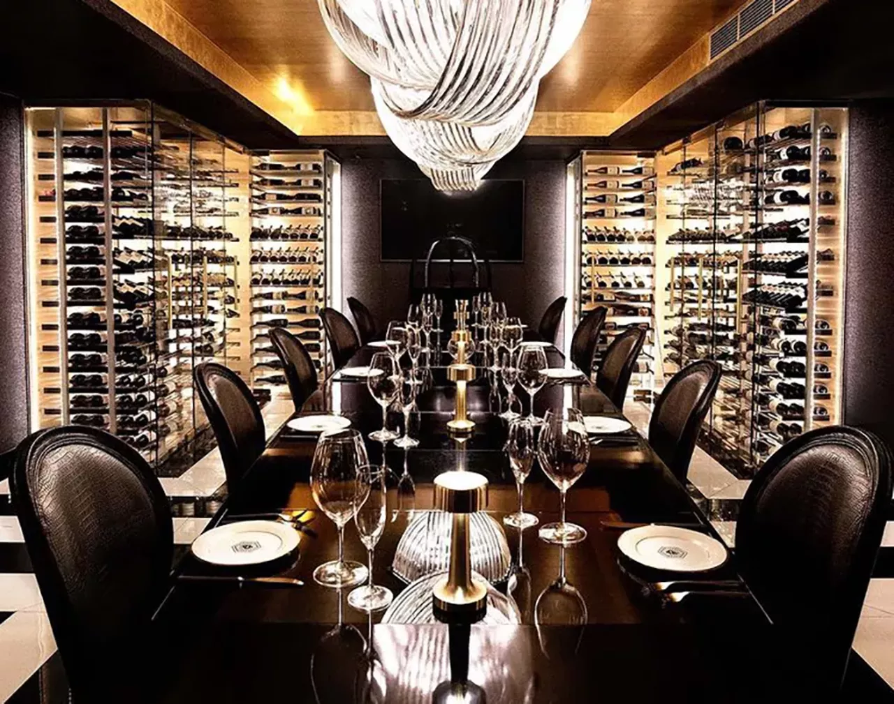 Metro Detroit’s best bars and clubs of 2022, according to our readers