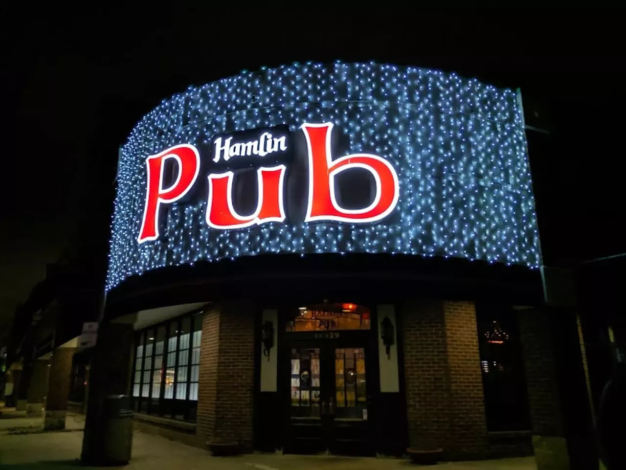 Best Bar (Macomb): Hamlin Pub 50659 Gratiot Ave., Chesterfield | 48929 Hayes Rd., Shelby Twp. | 55076 Van Dyke Rd., Shelby Twp. | 66771 Gratiot Ave., Richmond | hamlinpubs.com