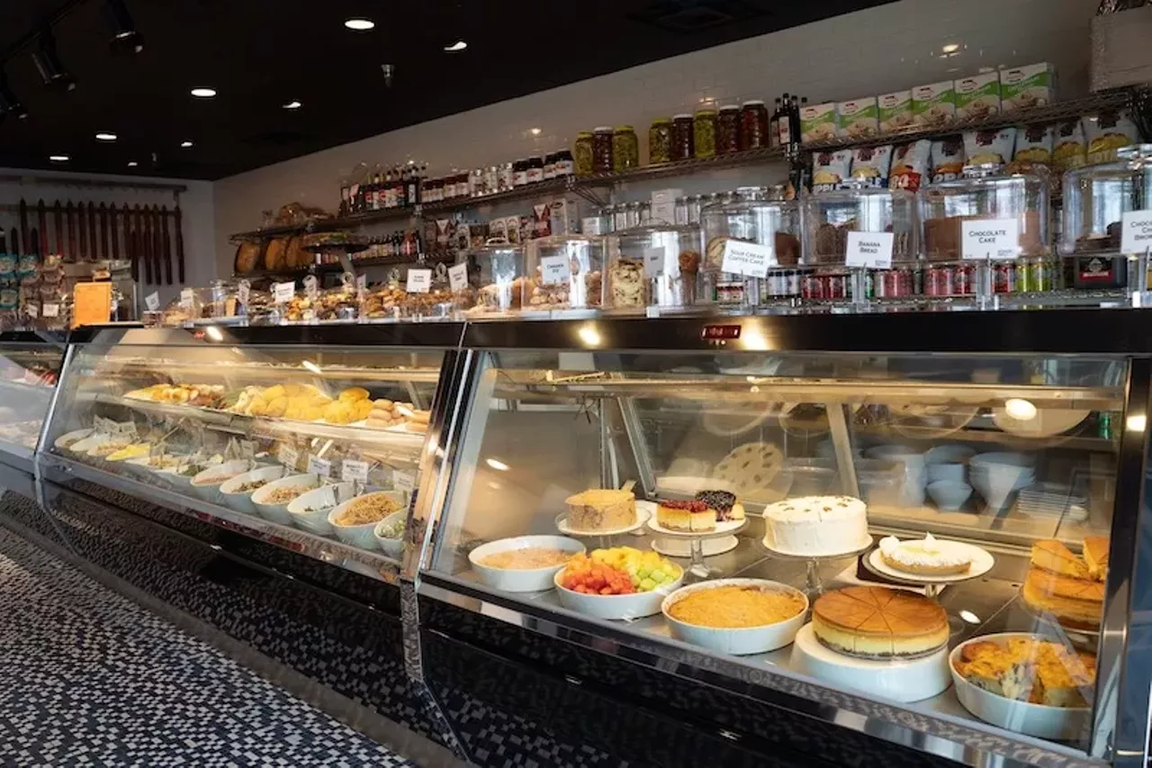Best Deli (Oakland): Stage Deli 6873 Orchard Lake Rd., West Bloomfield Twp. | stagedeli.com