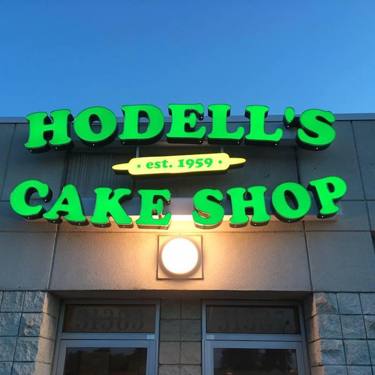 Best Bakery (Macomb) 
Hodell’s Cake Shop
31387 Harper Ave., St. Clair Shores; 586-294-1100; hodellscakeshop.com