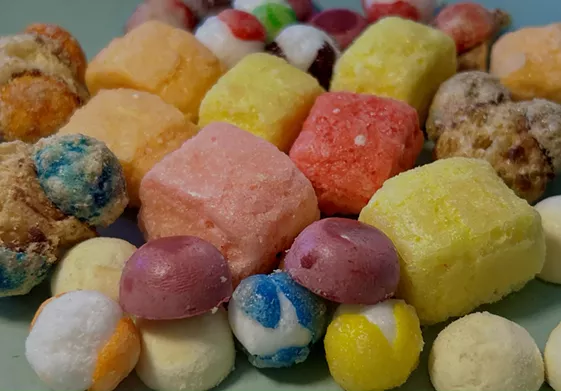 Hey! Captain offers unique, freeze-dried takes on cannabis edibles.