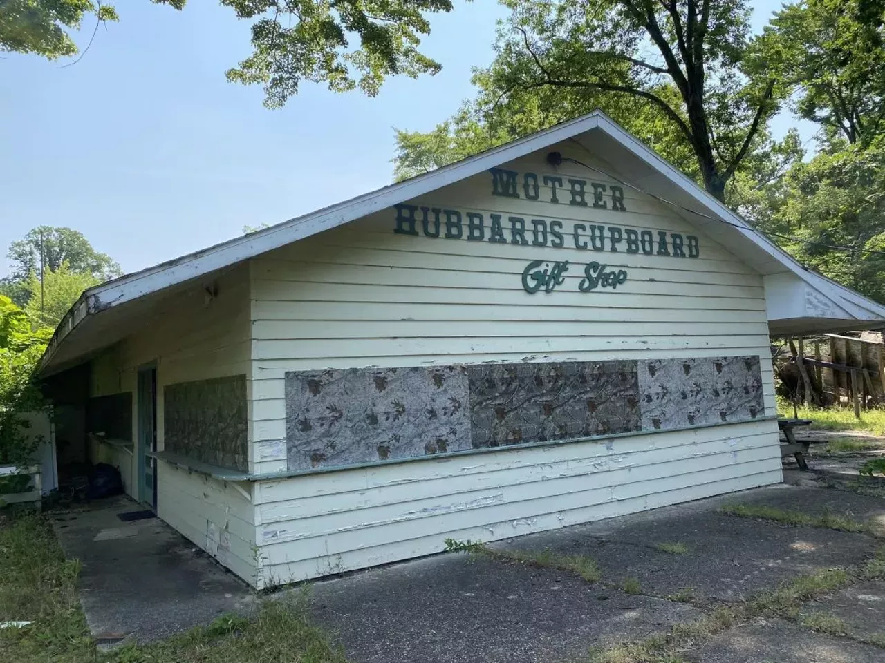 Image: Michigan's abandoned Deer Forest Fun Park is up for auction &#151; let's take a tour