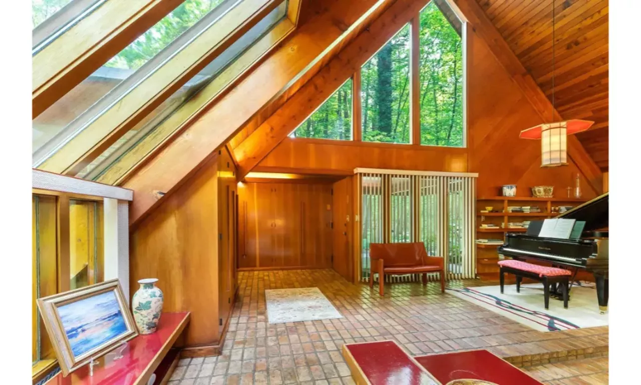 11 Snowfield Ct., Midland, MI 48640