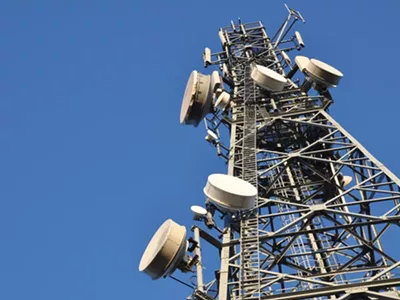 Detroit City Council wants an investigation into the health impact of cellphone towers near schools.