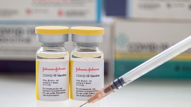 Michigan moves forward with Johnson &amp; Johnson vaccine after investigation of rare blood clots