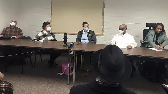 Image: Blind Detroiters tell paratransit service horror stories to Dept. of Justice (2)