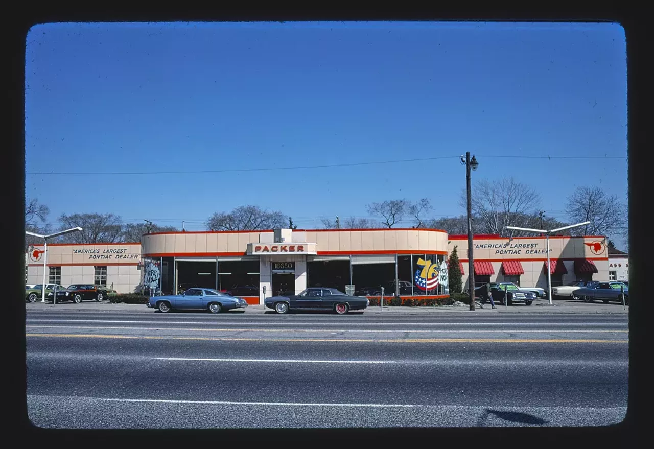 Packer Pontiac, West Detroit, Michigan (1976) Photo via John Margolies Roadside America Photograph Archive