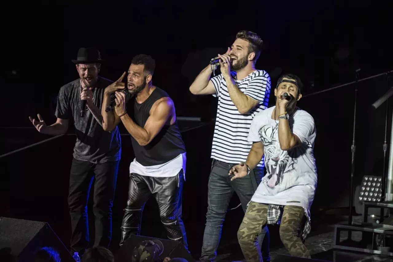 Image: Nostalgia-inducing photos from My2k Tour featuring Dream, Ryan Cabrera, O -Town. 98*