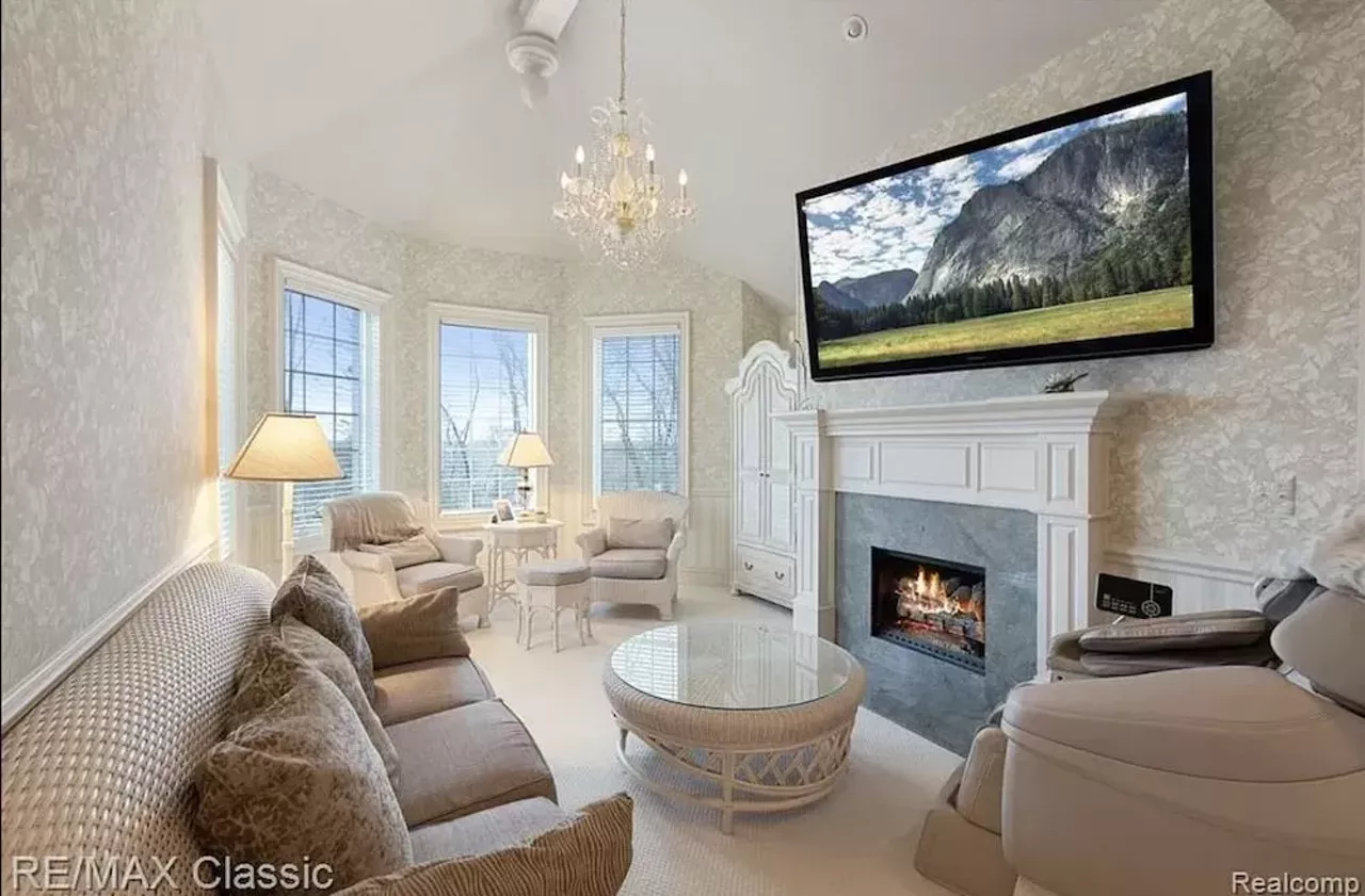 Once the most expensive home in Michigan, Northville estate with movie