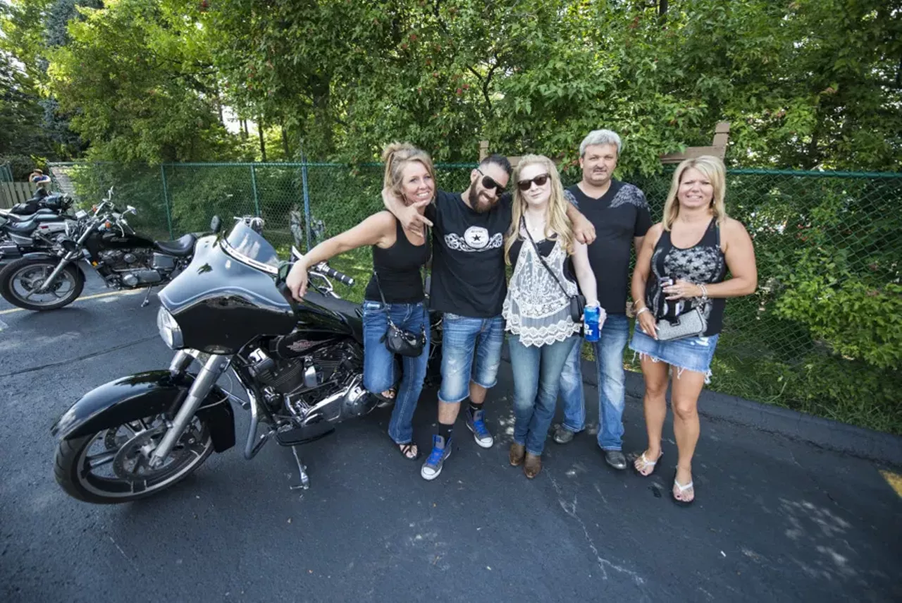 Image: Photos: 99.5 WYCD's Hoedown w/Brad Paisley & Chris Young @ DTE