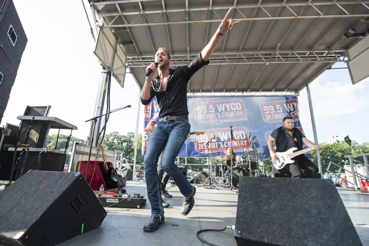 Image: Photos: 99.5 WYCD's Hoedown w/Brad Paisley & Chris Young @ DTE