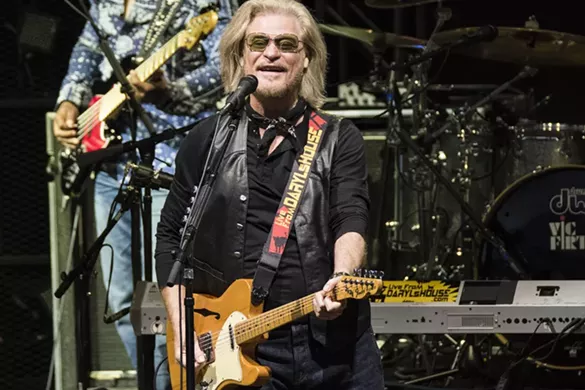 Image: Photos: everything we saw at Hall & Oates @ DTE