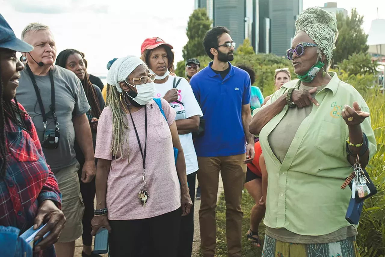 Image: Photos from an‘Herbal Walk &amp; Talk’ tour in Detroit and an herbal medicine class in Hamtramck