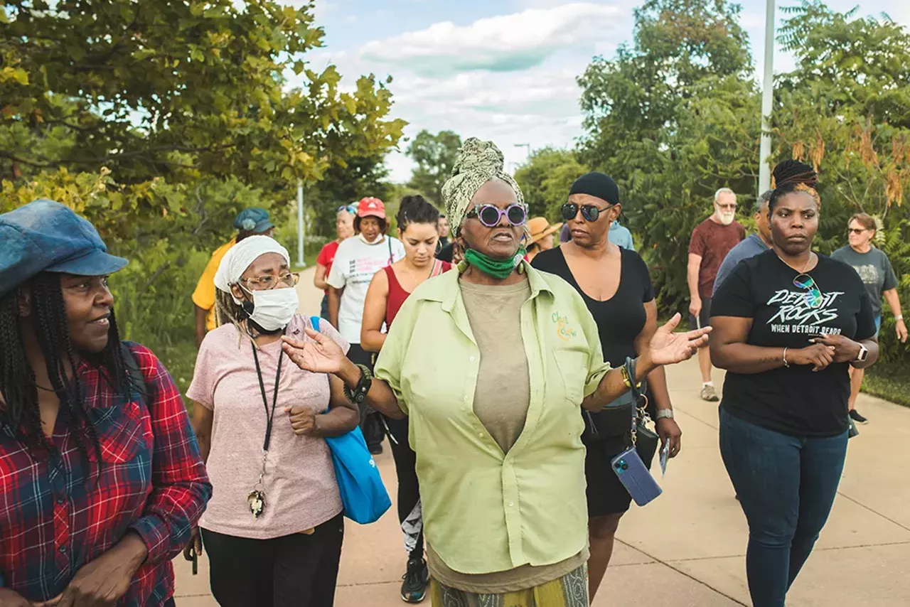 Image: Photos from an‘Herbal Walk &amp; Talk’ tour in Detroit and an herbal medicine class in Hamtramck