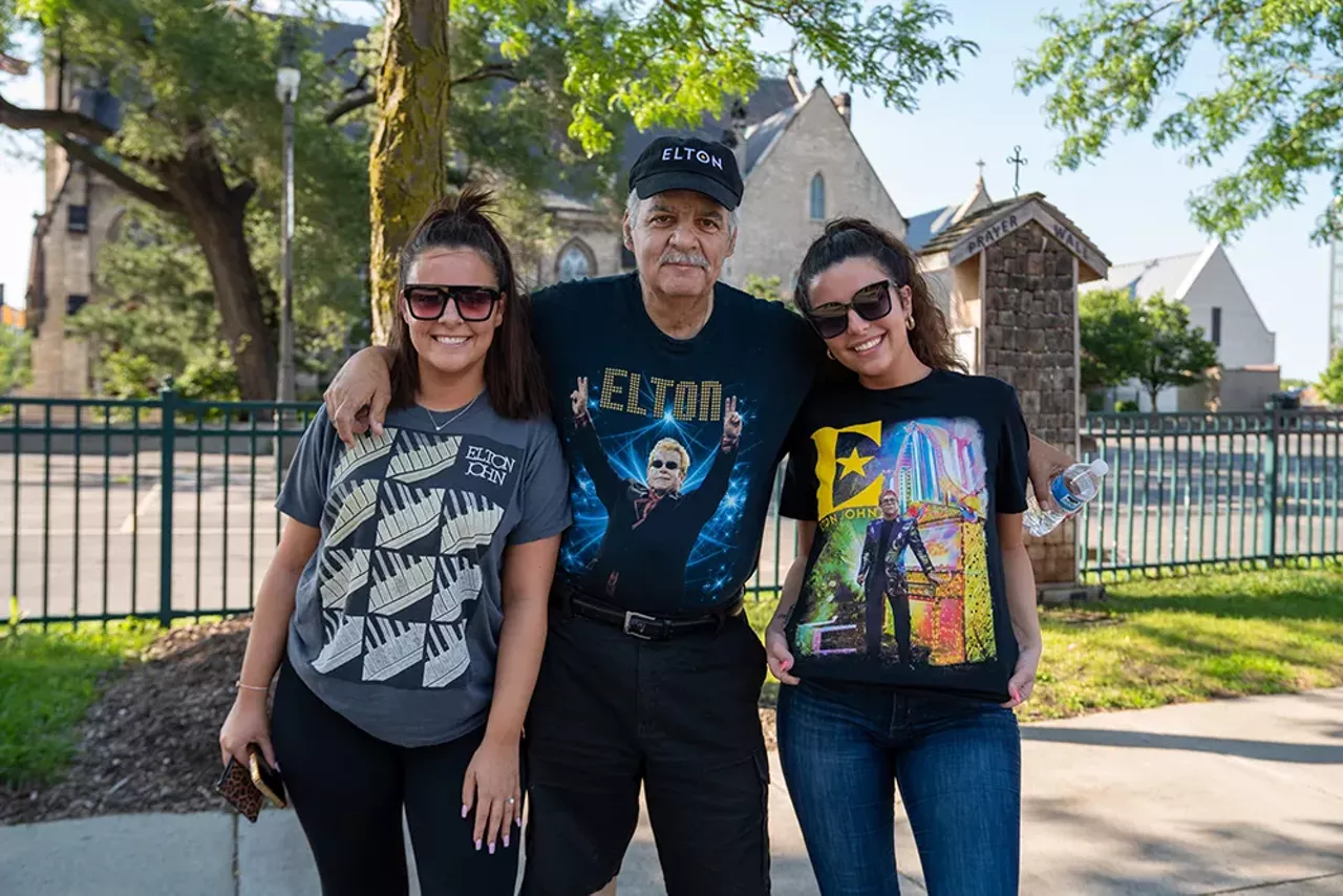 Image: Photos from Elton John’s final performance in Detroit