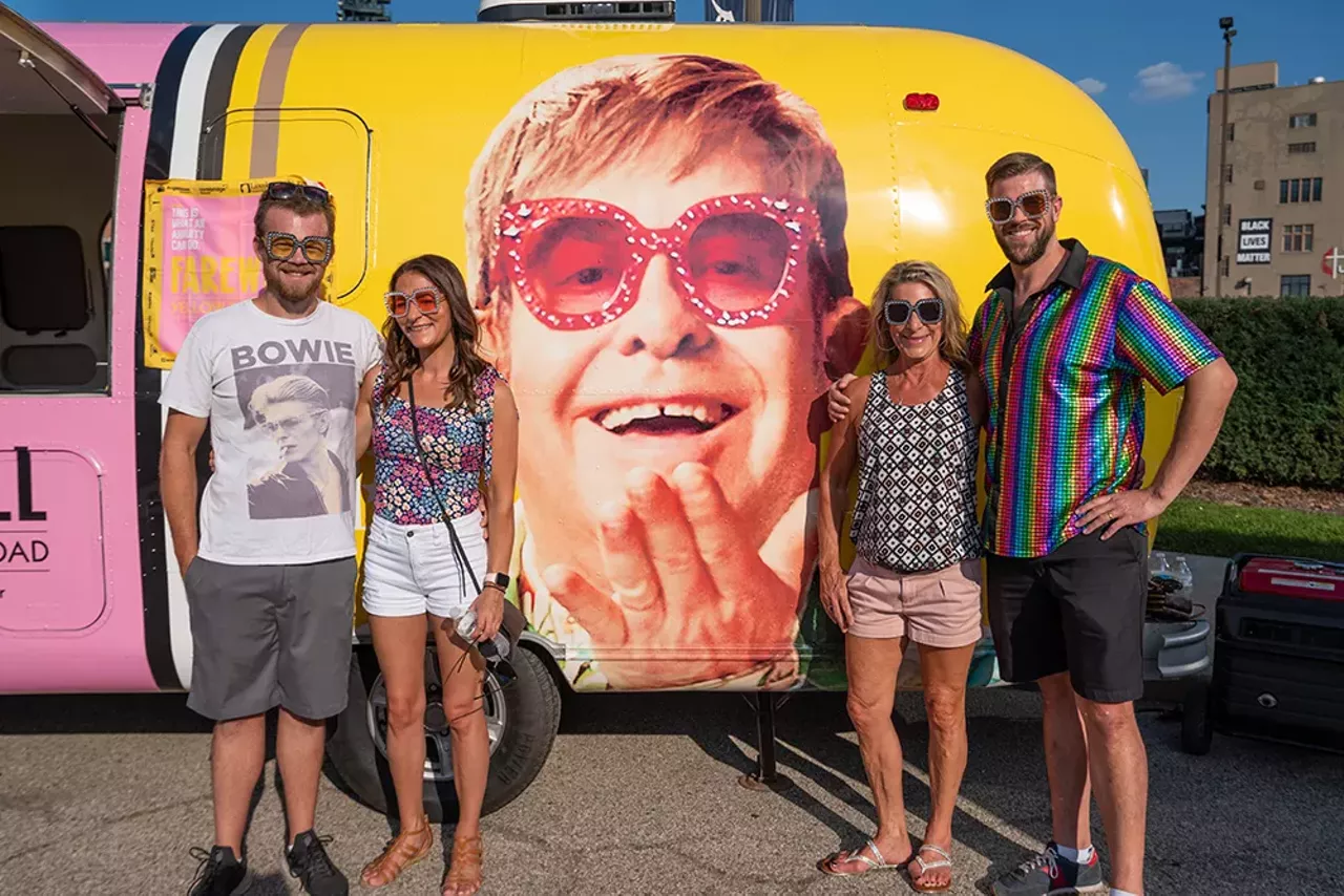 Image: Photos from Elton John’s final performance in Detroit