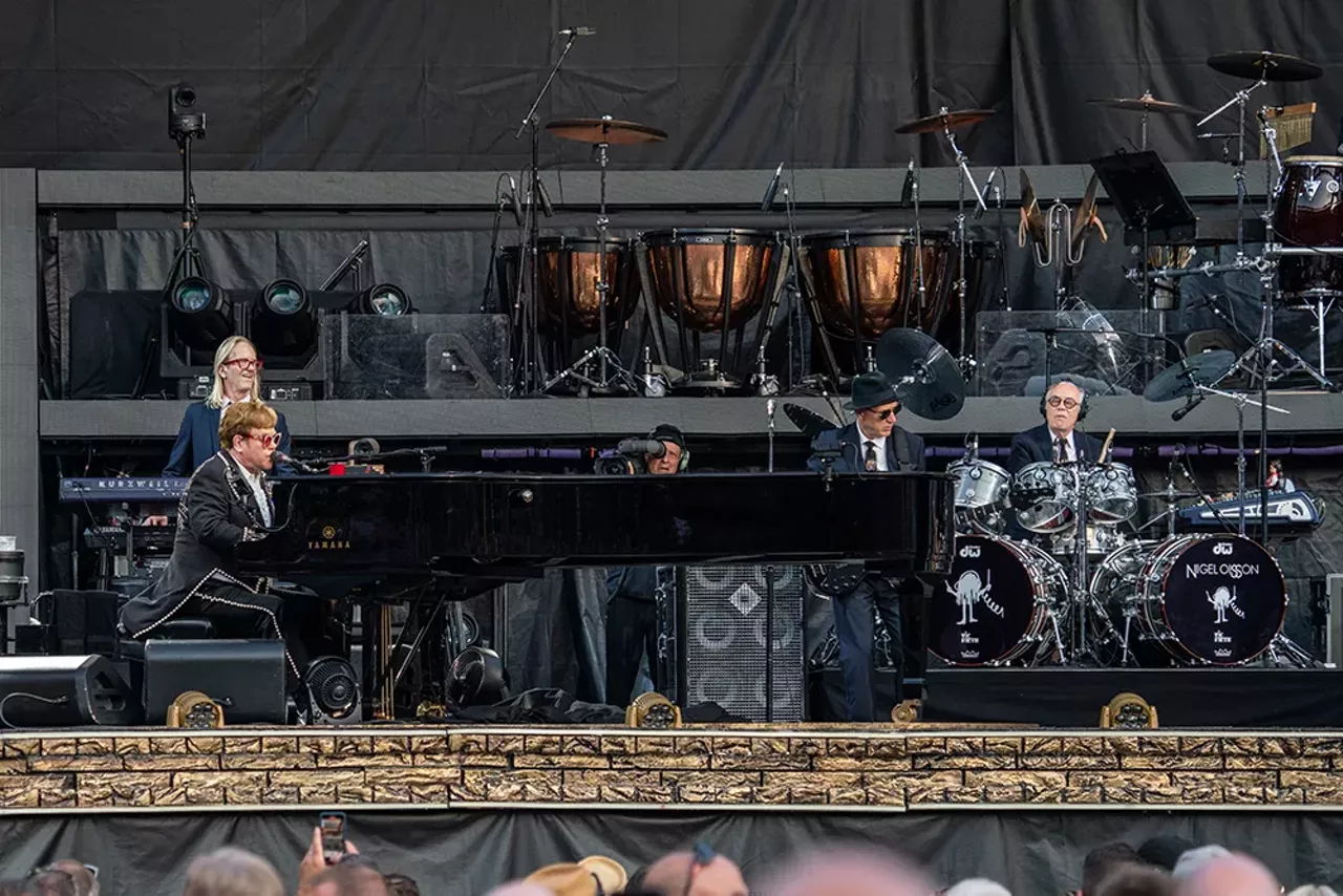 Image: Photos from Elton John’s final performance in Detroit