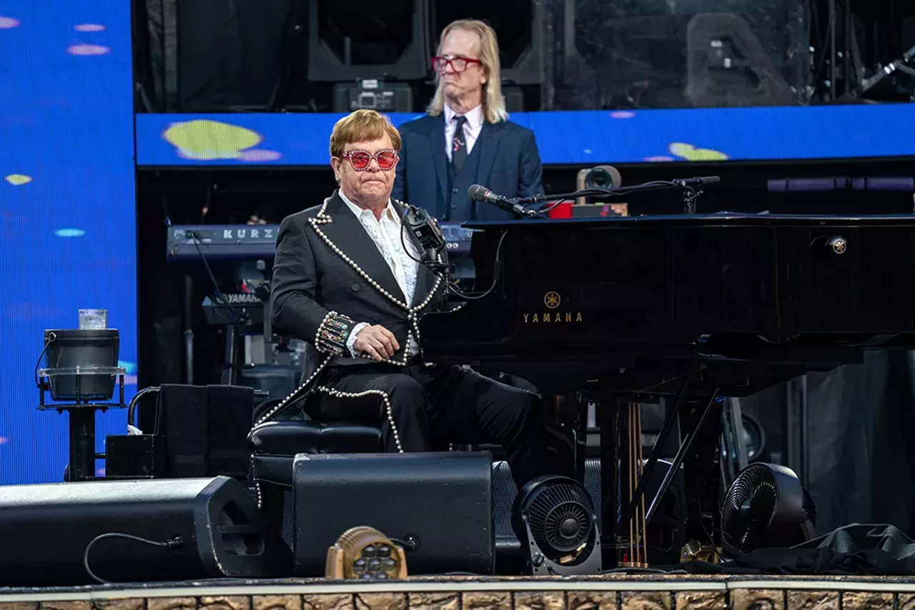 Image: Photos from Elton John’s final performance in Detroit