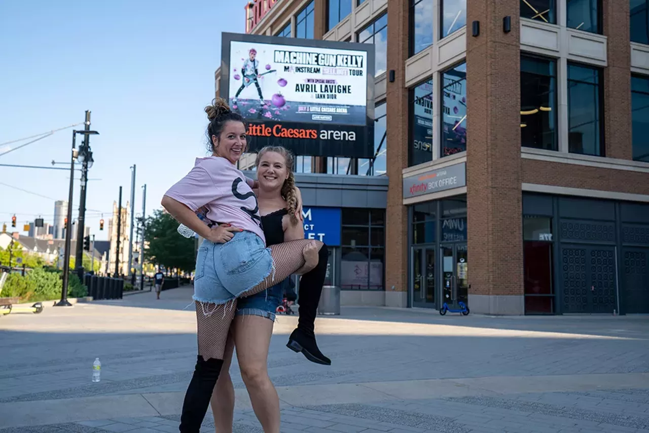 Image: Photos from the Machine Gun Kelly and Avril Lavigne show at Detroit’s Little Caesars Arena