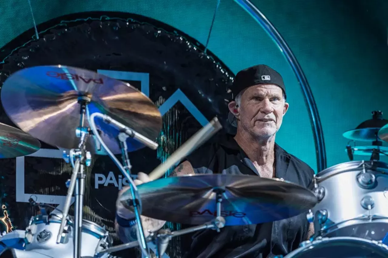 Image: Photos from the Red Hot Chili Peppers, the Strokes, and Thundercat concert at Detroit’s Comerica Park