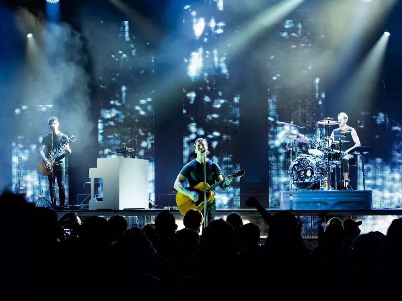 Image: Photos from Third Eye Blind and Jimmy Eat World at Michigan Lottery Amphitheatre