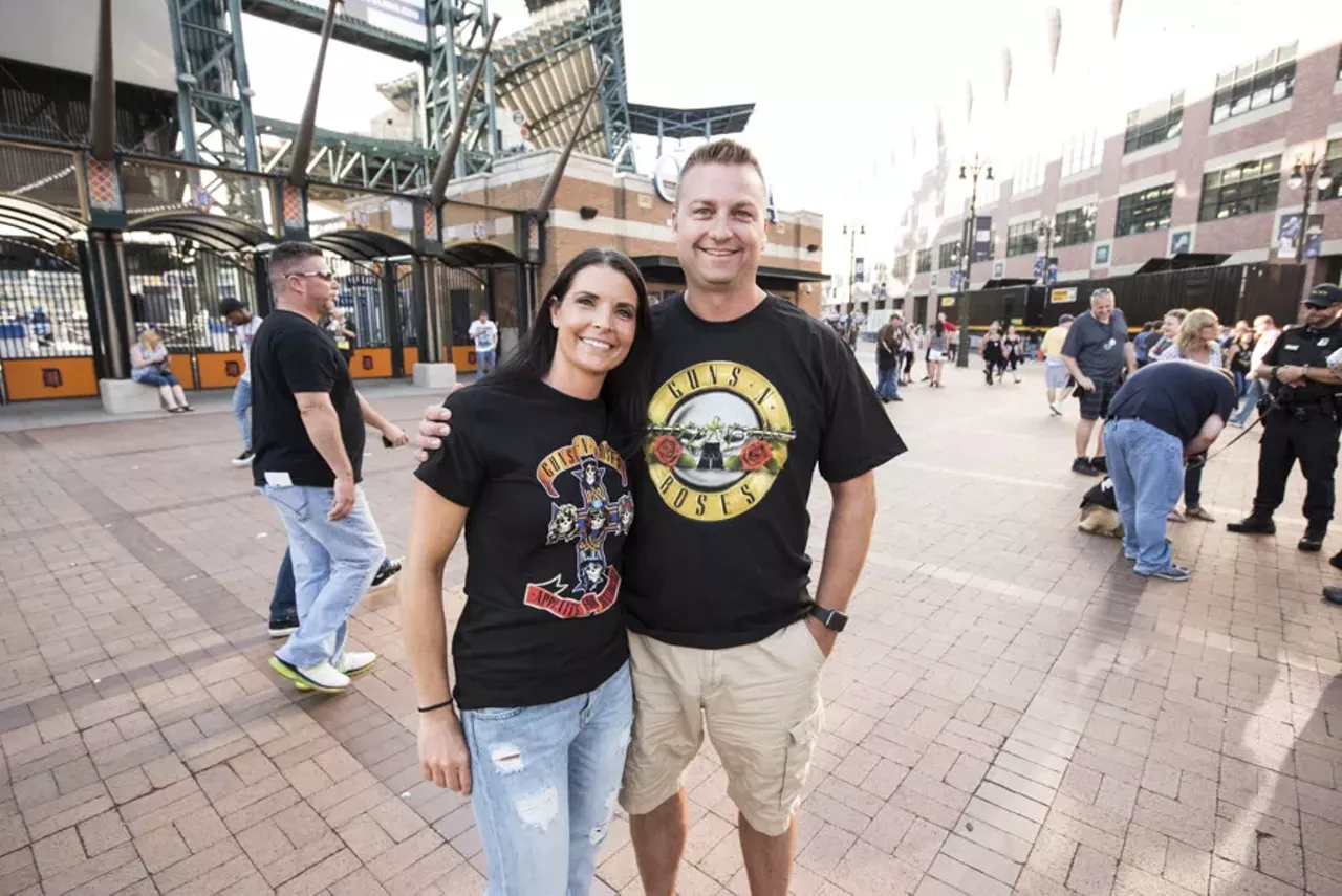 Image: Photos: Guns N' Roses at Ford Field